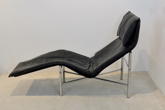 Black Leather ‘Skye’ Chaise Longue by Tord Björklund, Ikea (photo 5 of 11)