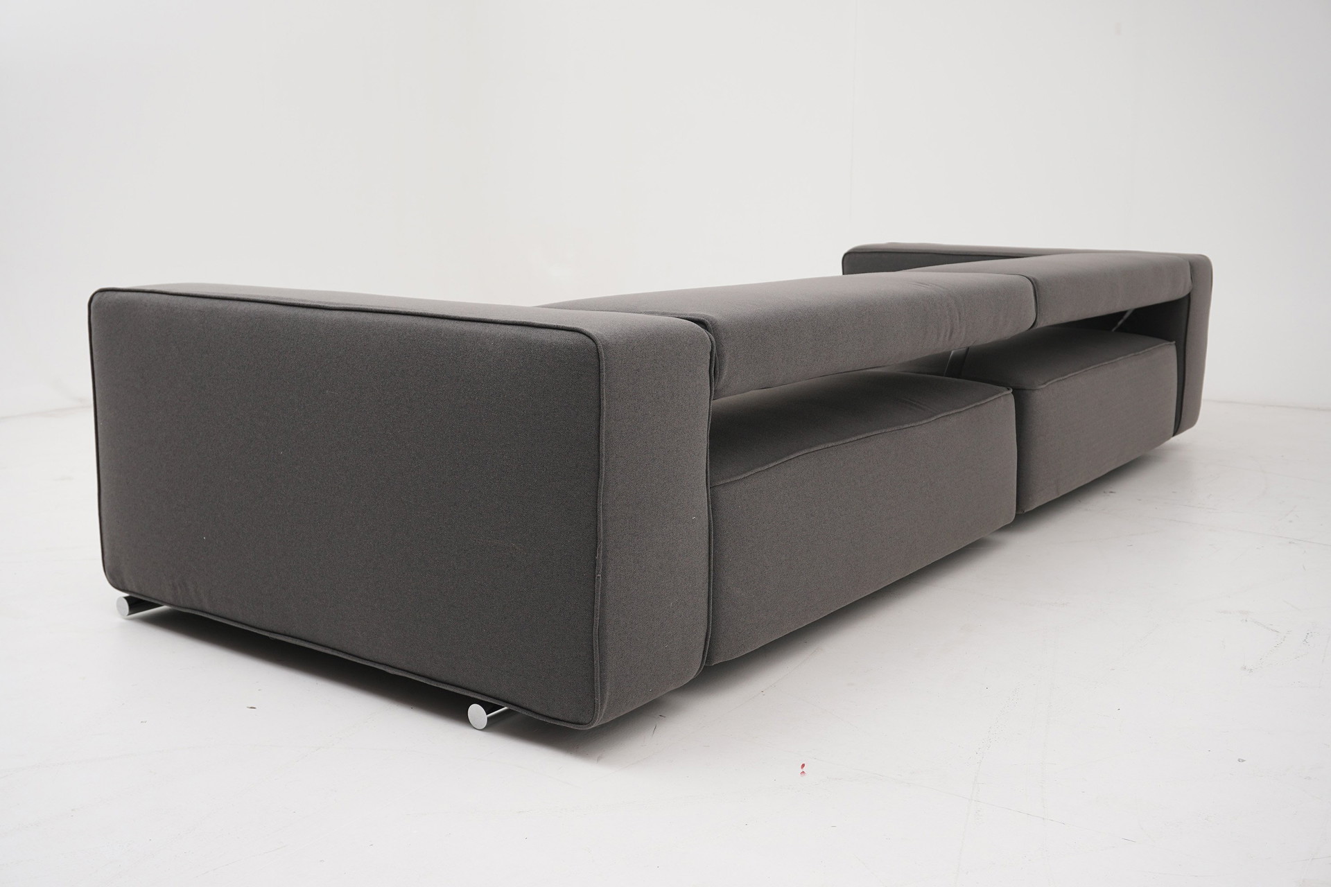 B&B Italia Andy Sofa - Grey Fabric, Exhibition Piece | €5,699