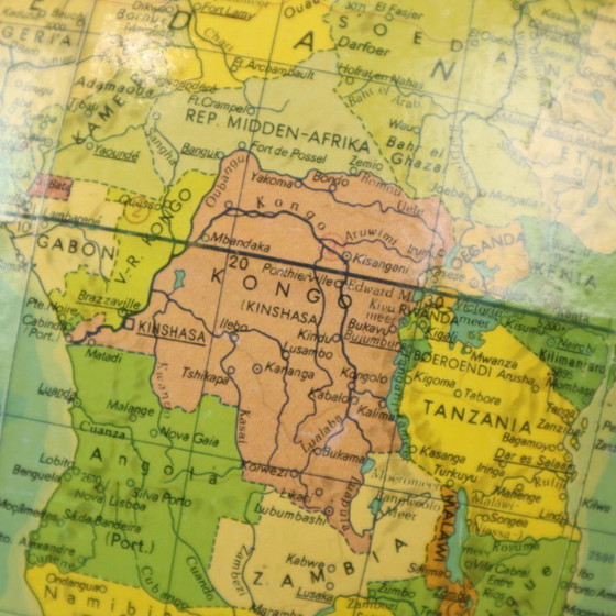 Image 1 of Grote Vintage Wereldbol 33cm