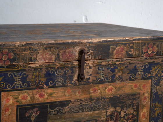 Malle ancienne peinte en bois de pin – Chine, circa 1900 – Armoires de rangement, Iron (photo 14 of 40)