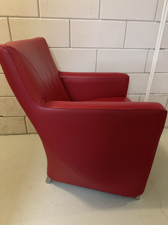 Fauteuil design Leolux Dolcinea en cuir rouge. – Leather, Aluminium (photo 3 of 11)