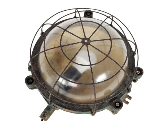 Image 1 of Lampada industriale a gabbia in ghisa - lampada da parete - lampada da esterno - GAL - Francia - anni '50