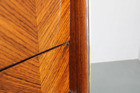 Image 1 of Buffet italien organique des années 1950 avec plateau en verre et 4 tiroirs