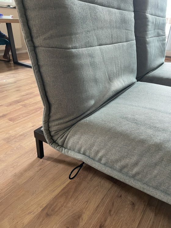Image 1 of 340 Nova Sofa in lichtgrijs | Oorspronkelijke prijs € 2.576 | Factuur beschikbaar