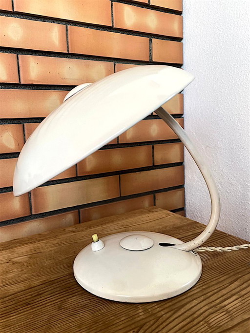Lampada da scrivania bianca originale Bauhaus di Helo Leuchten, anni '50 – tafellampen, Brass