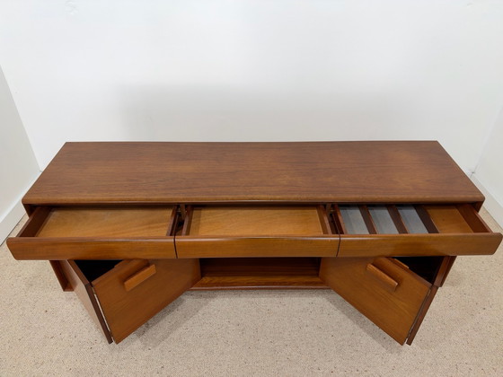 Credenza in teak White & Newton – Modello Byfolder – Anni '60 – Credenze, Legno (photo 10 of 13)