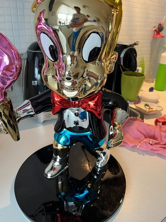 Image 1 of sculpture de Richie Rich, figure pop art, art design, graffiti, art moderne, nouveau