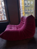 Togo Ligne Roset Fluweel Roze