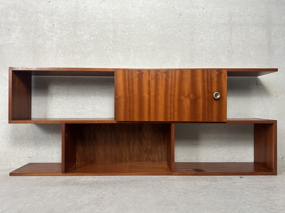 Image 1 of Mueble de pared de estilo moderno de mediados de siglo - teca