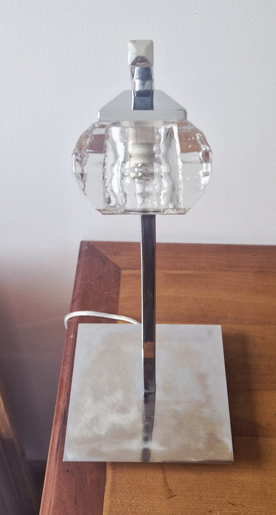Image 1 of Moderne Designerlampe- Chrom und dickes Glas