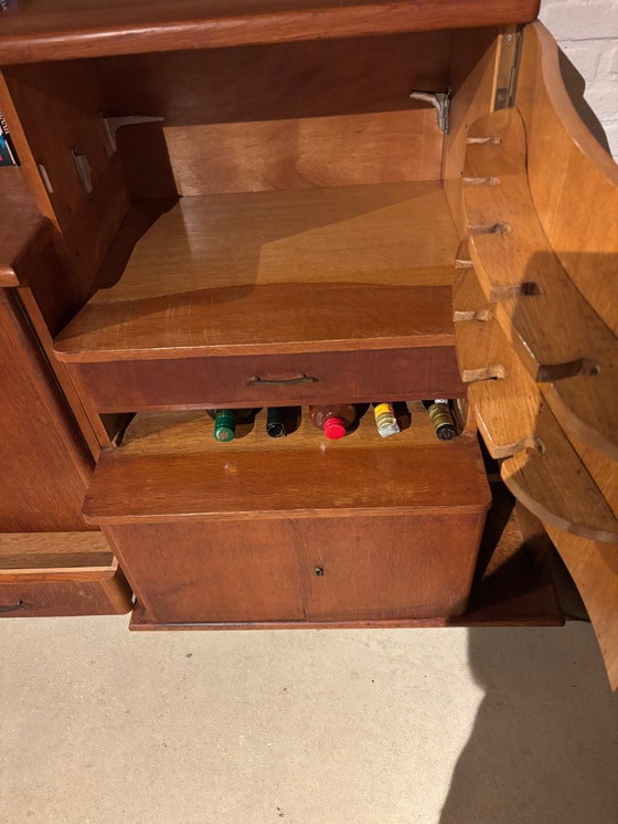 Image 1 of Aparador/armario de roble de 1961