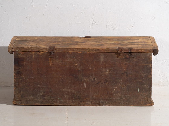 Antique folk painted chest in pine – Central Europe, circa 1850 – Storage cabinet, Iron, Rustic (photo 20 of 22)
