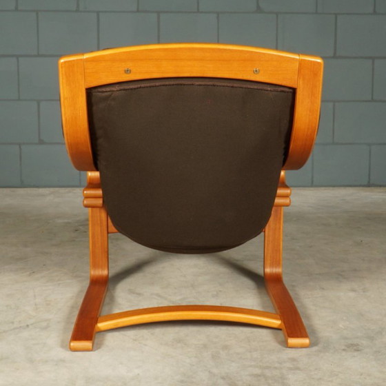 Danish Design “Apollo” Armchairs – Svend Skipper – 1970s – Plastic, Wood (photo 8 of 13)