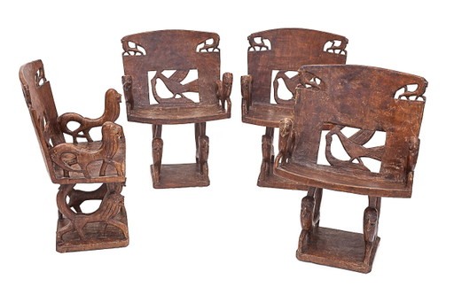 Set di 4 poltrone intagliate, 1950