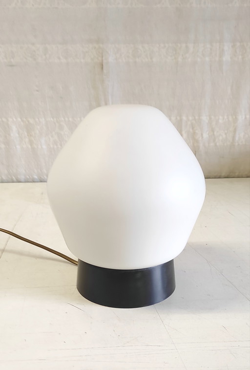 Plafondlamp van PHILIPS in wit glas en zwart ABS - jaren 60/70