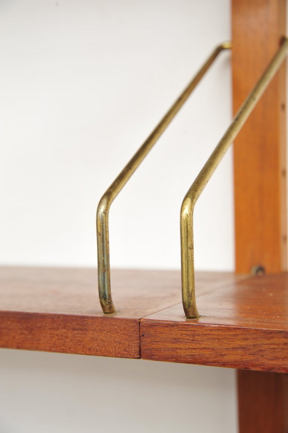 Image 1 of Estantería de pared "Royal System" de teca por Poul Cadovius para CADO (años 50)