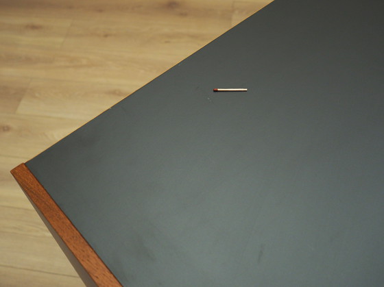 Image 1 of Buffet en teck, design danois, années 1970, production : Danemark