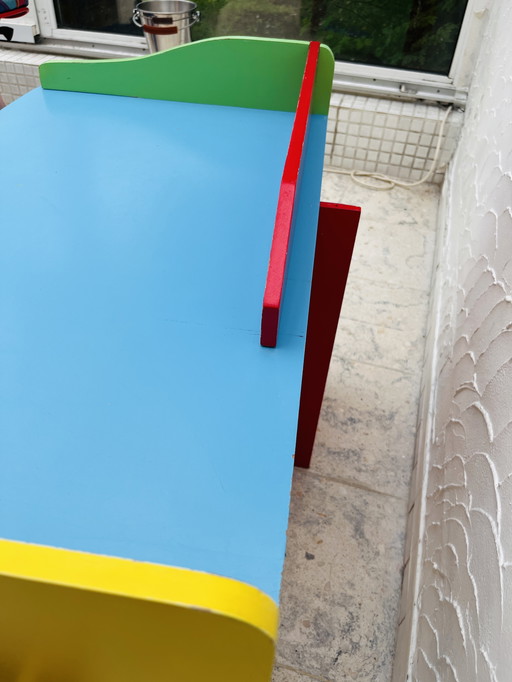 Kinderschreibtisch und -hocker Multicolor