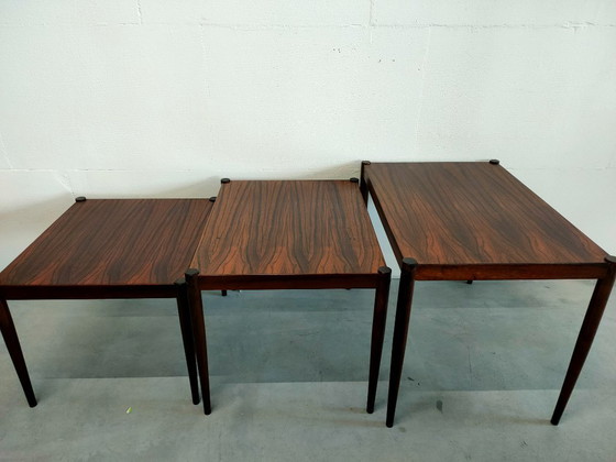 Image 1 of Tavolini laterali vintage in palissandro scandinavo/danese, tavolino portavaso, tavolino da caffè (impilabile)