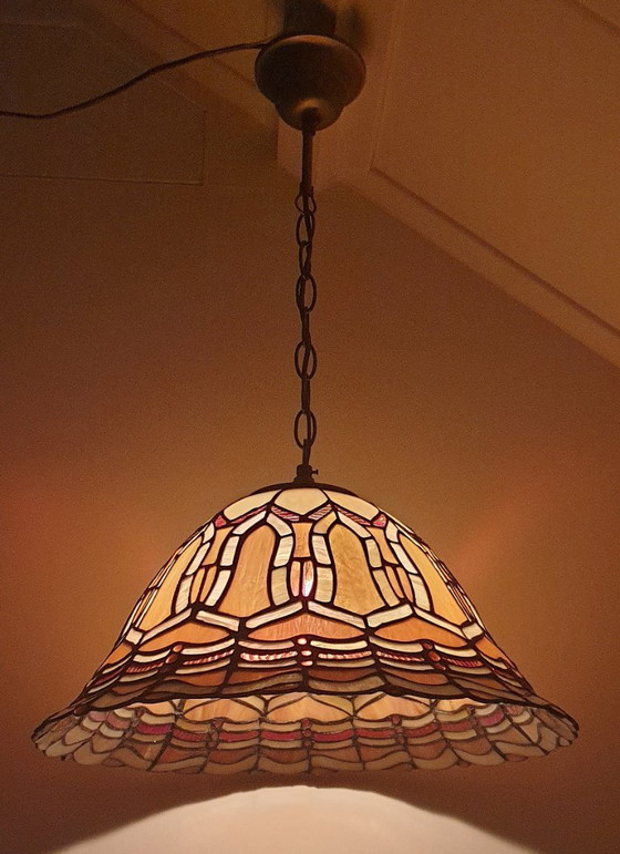 Grande lampada a sospensione in vetro colorato/Tiffany, Belgio – Massive, Lampade a sospensione, Glass (photo 5 of 35)