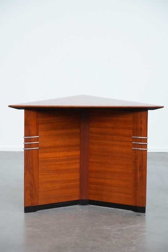 Image 1 of Art Deco design side/coffee table in a triangular shape by Schuitema from the Decoforma series