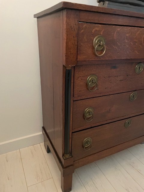 Image 1 of Classic Chest of Drawers With 4 Drawers