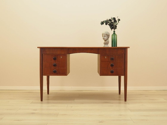 Image 1 of Teakhouten bureau, Deens design, jaren 70, gemaakt in Denemarken.