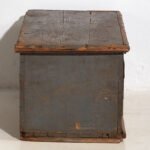 Antike getäfelte Kieferntruhe – Österreichisch-Ungarische Monarchie, circa 1870 – Aufbewahrungsschrank (photo 25 of 40)