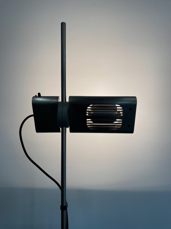 Lampada da terra ARTEMIDE Aton Terra, Designer Ernesto Gismondi – Lampade da terra, Metallo (photo 28 of 30)