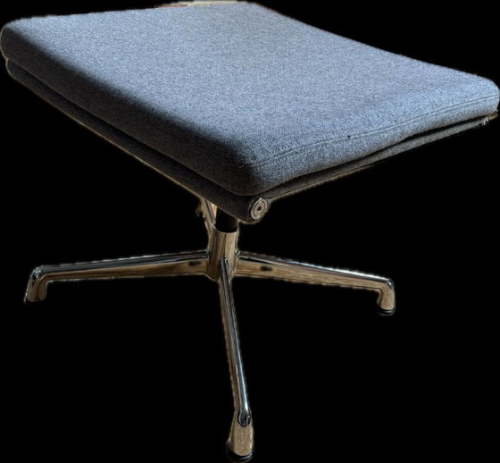 Image 1 of Liege mit Fußhocker