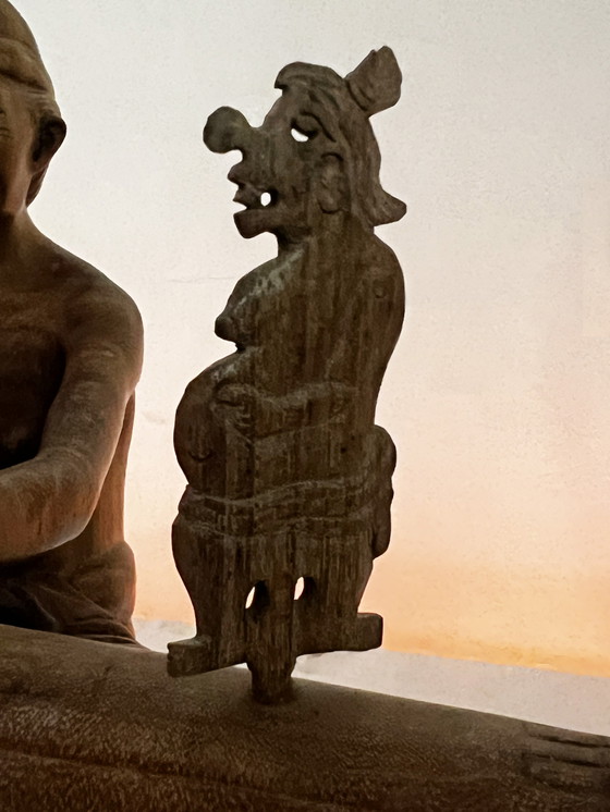 Image 1 of Grande sculpture en bois balinaise d'un marionnettiste de Danang