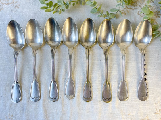 Lot de 8 cuillères de table vintage en métal argenté – Accessoires de table (photo 4 of 13)