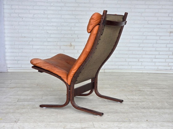 Image 1 of Années 1970, design norvégien d'Ingmar Relling, fauteuil lounge, modèle « Siesta ».