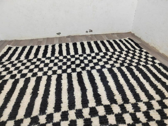 Image 1 of Tapis berbère en laine authentique 250cmx200cm