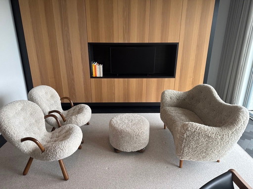 Arnold Madsen Clam Chair - Moonlight Sheepskin von Dagmar