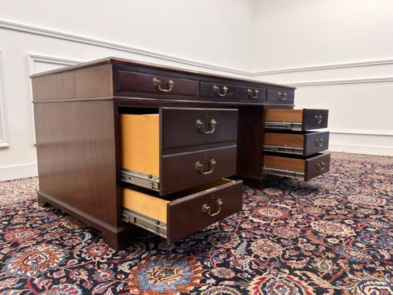 Scrivania inglese classica con pelle marrone – Scrivanie, Leather, Wood (photo 13 of 17)