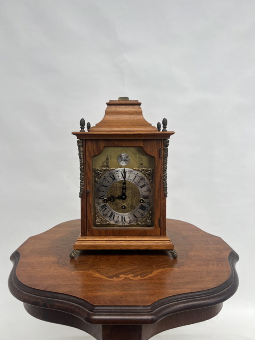 Pendule ancienne en bois