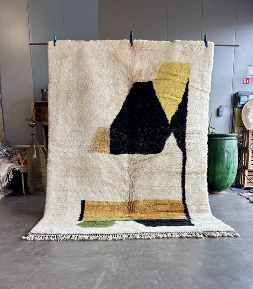 Modern Mrirt Moroccan Wool Rug