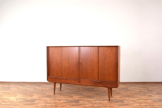 Mid-Century Danish Teak Highboard Model 13 by Gunni Omann for Omann Jun, 1960s. – Sideboard, Wood (photo 5 of 19)