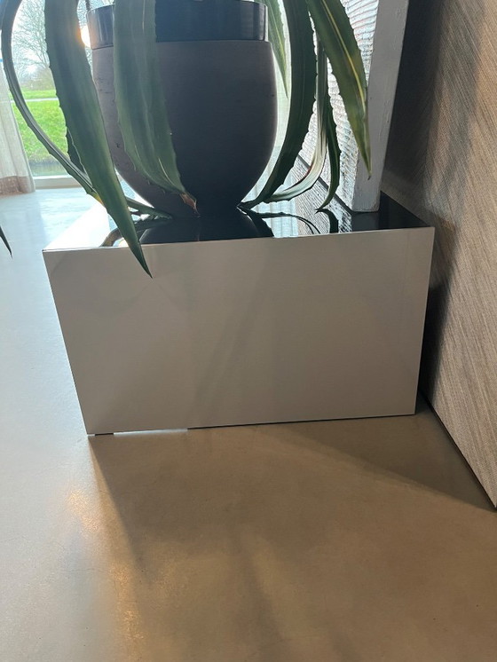 Image 1 of Minotti Waves coffee table