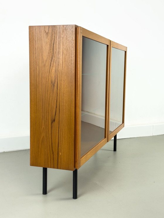 Image 1 of Vitrine en teck, 1970Er