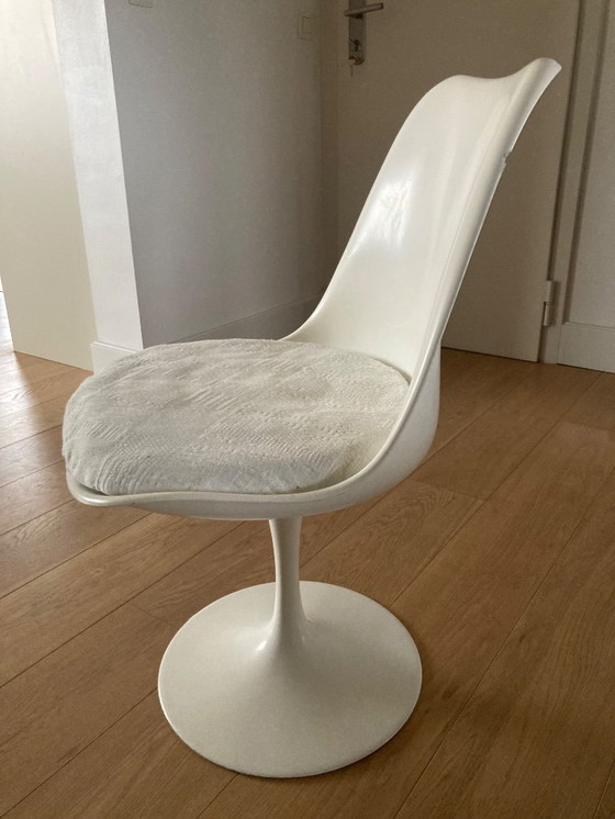 Image 1 of 4 sedie Tulip di Eero Saarinen, base fissa