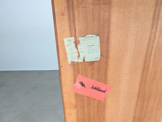 Image 1 of Tavola alta originale di metà secolo Famöla mobili Fama noce