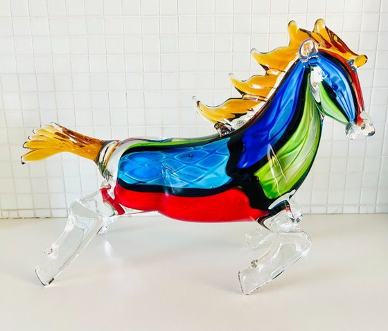 Image 1 of een zeer zeldzaam, groot Murano glazen beeldje van een paard in veelkleurige uitvoering