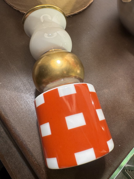 Image 1 of Bernardaud Capri rode en gouden kandelaar