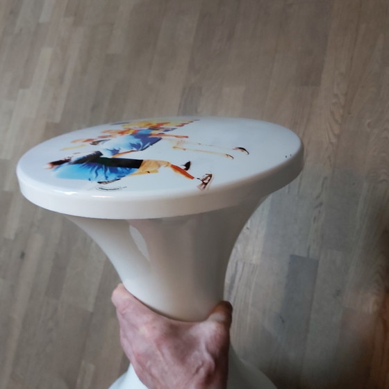 Simpson Tabouret Tam Tam d'Art 2009 Limite Corine Lecot – Stamp, Sgabelli, Plastic (photo 7 of 8)