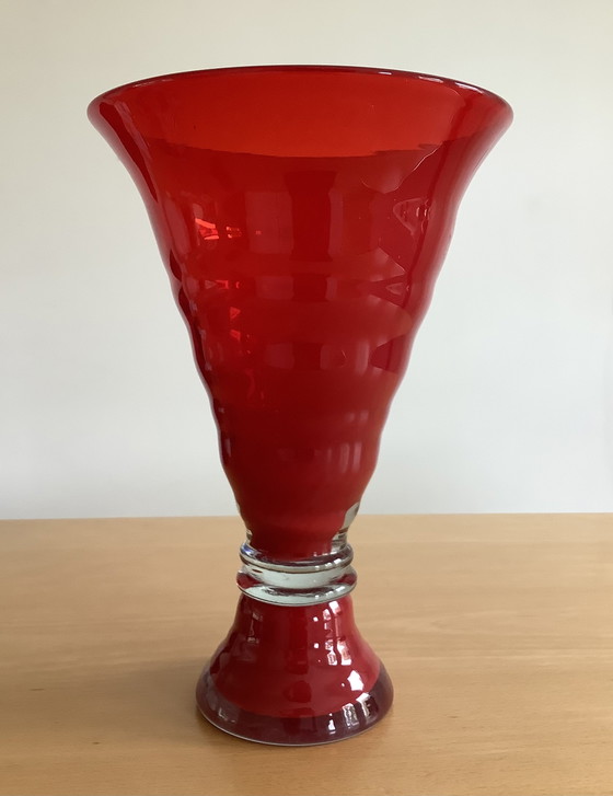 Image 1 of Hermoso jarrón rojo hecho a mano.