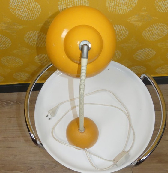 Image 1 of TEMDE Tipo 21 Lampada da tavolo anni '60 Lampada da tavolo gialla a collo di cigno