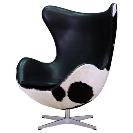 Image 1 of Chaise Egg, Design danois, Designer : Arne Jacobsen, Fabricant : Fritz Hansen