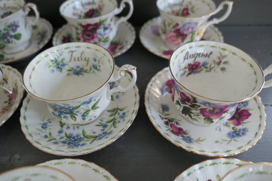 Image 1 of Tazza e piattino Royal Albert Fiore del mese 12 x